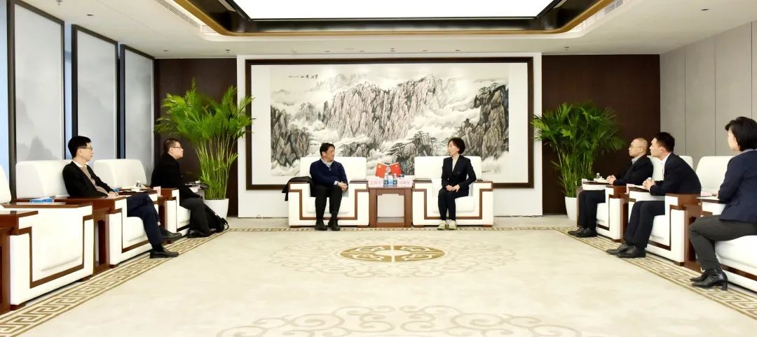 新加坡公共事務對外合作局局長官維文一行赴中智集團調(diào)研交流